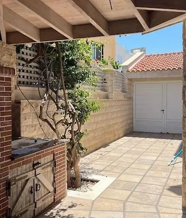 Villa Luxury 3 Bedroom Sea -view *