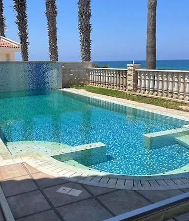Luxury 3 Bedroom Sea -view Villa Paphos