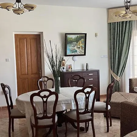 Luxury 3 Bedroom Sea -view Villa